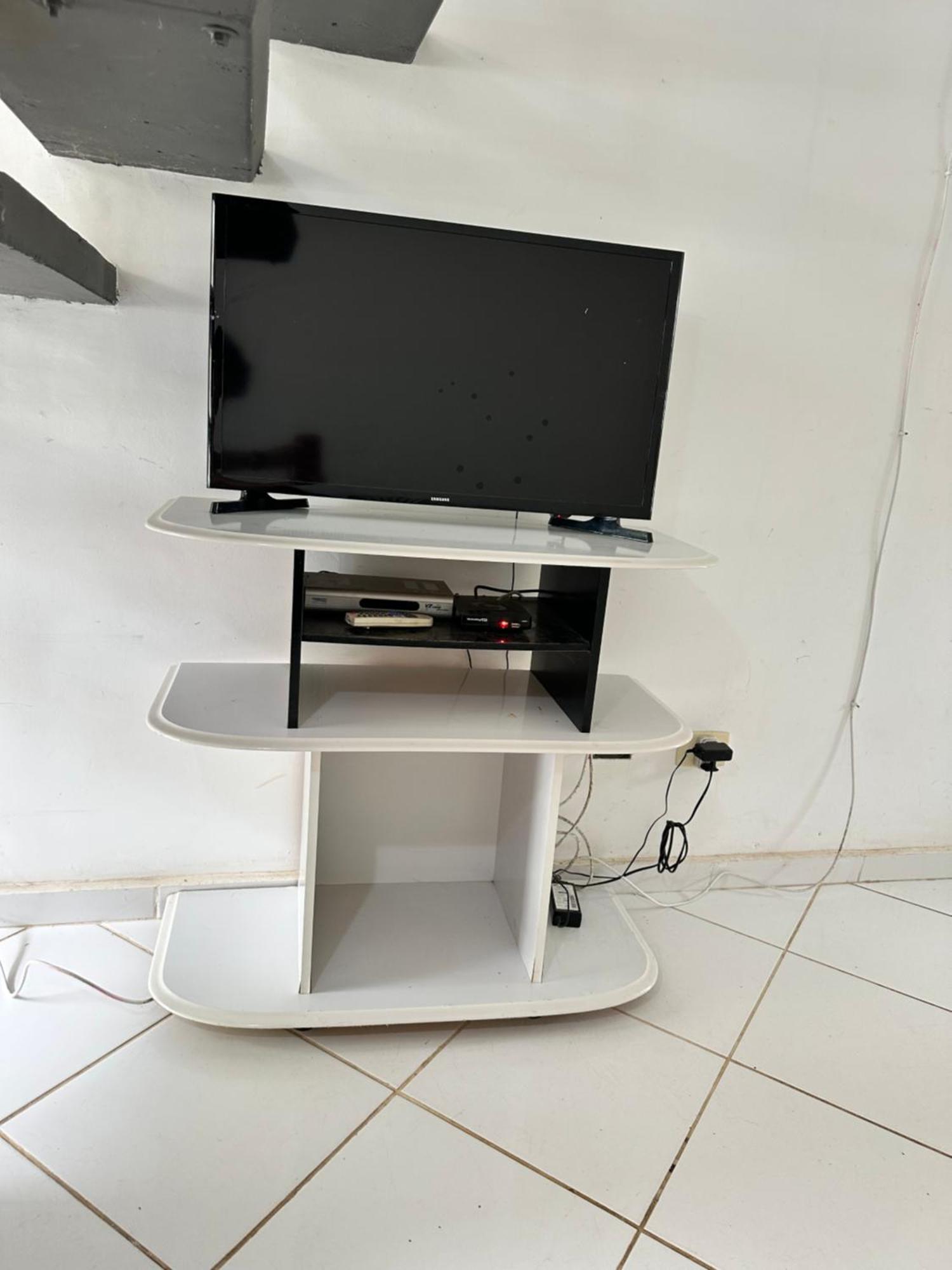 Apartamento Com Piscina, A 400 Metros Da Maranduba *