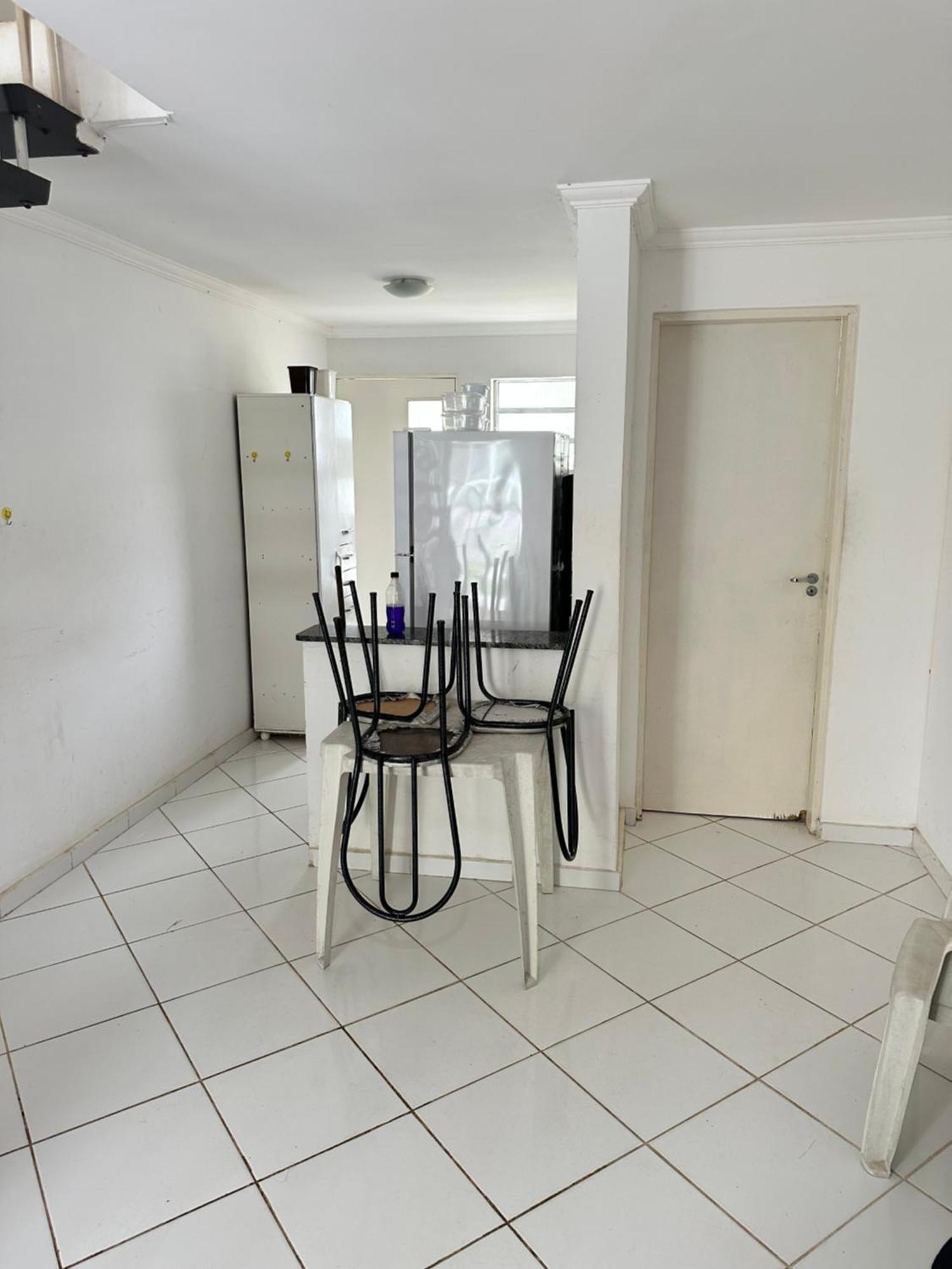 Apartamento Com Piscina, A 400 Metros Da Maranduba Ubatuba