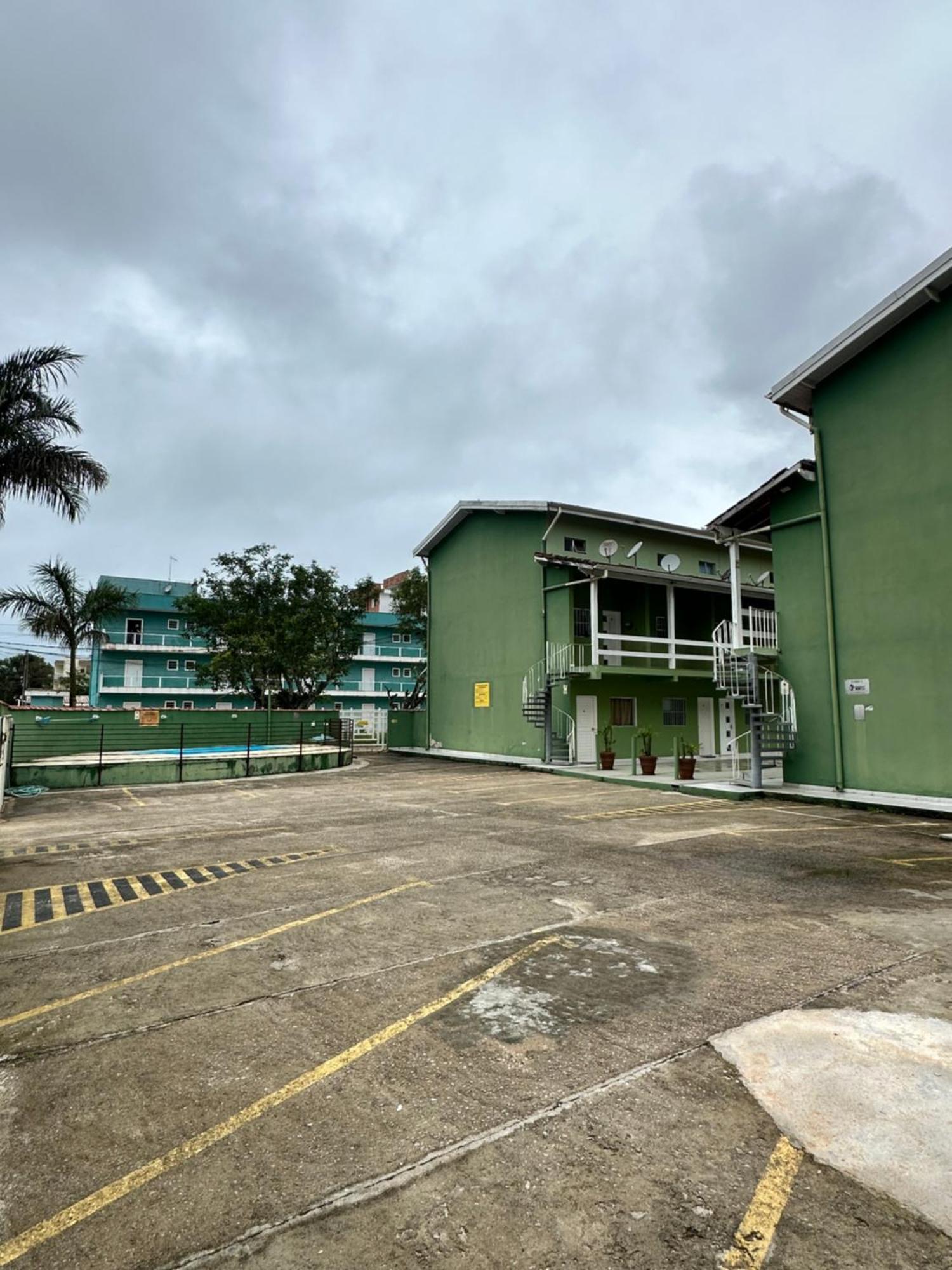 Apartamento Com Piscina, A 400 Metros Da Maranduba *